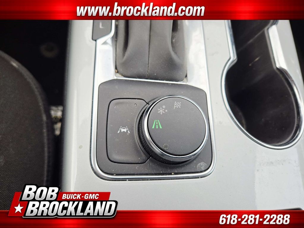 Chevrolet Blazer Vehicle Full-screen Gallery Image 29