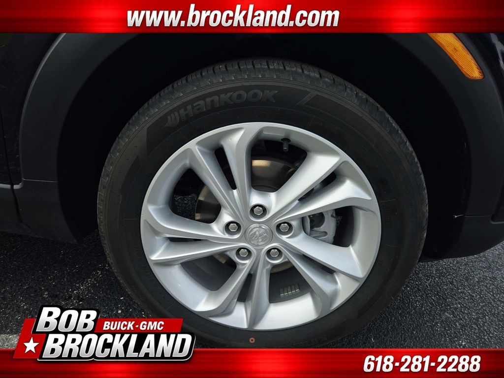 Buick Encore GX Vehicle Full-screen Gallery Image 16