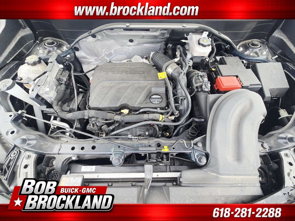 Buick Encore GX Vehicle Full-screen Gallery Image 17