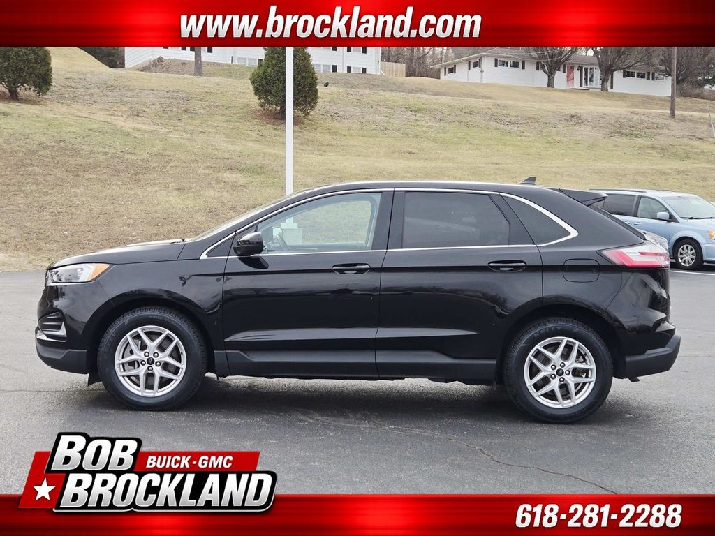 Ford Edge Vehicle Full-screen Gallery Image 06