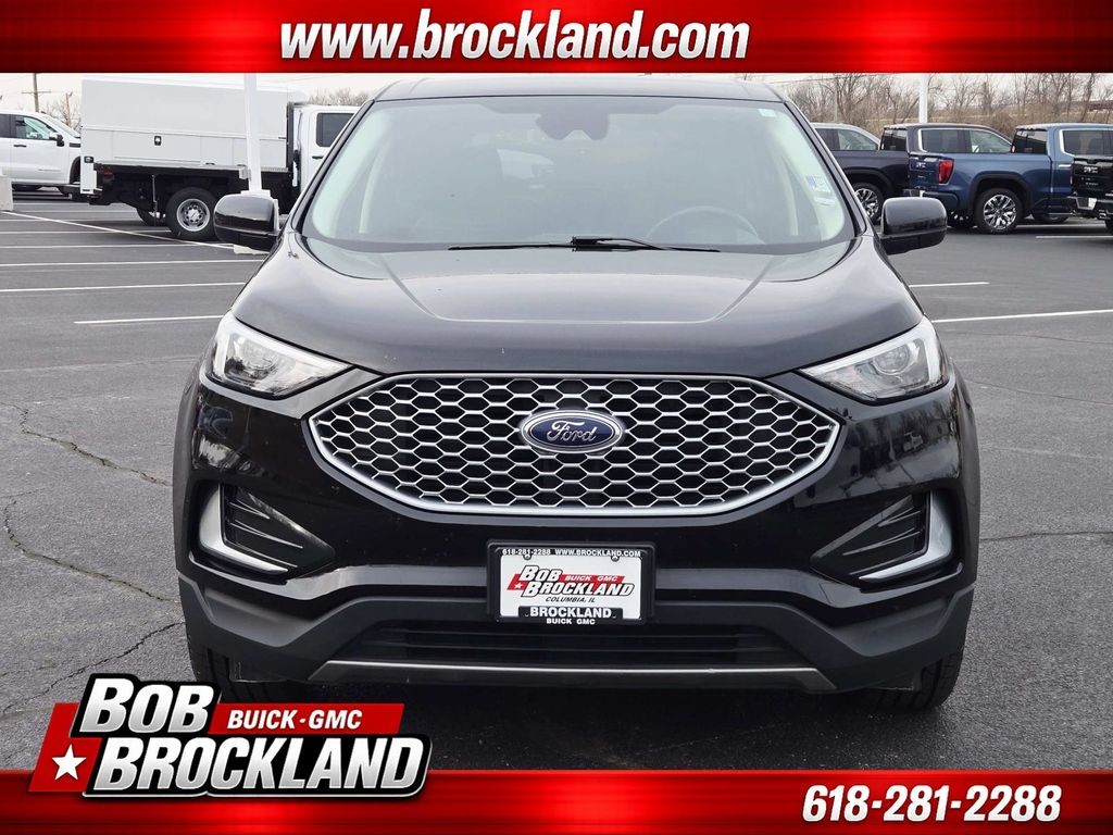 Ford Edge Vehicle Full-screen Gallery Image 08