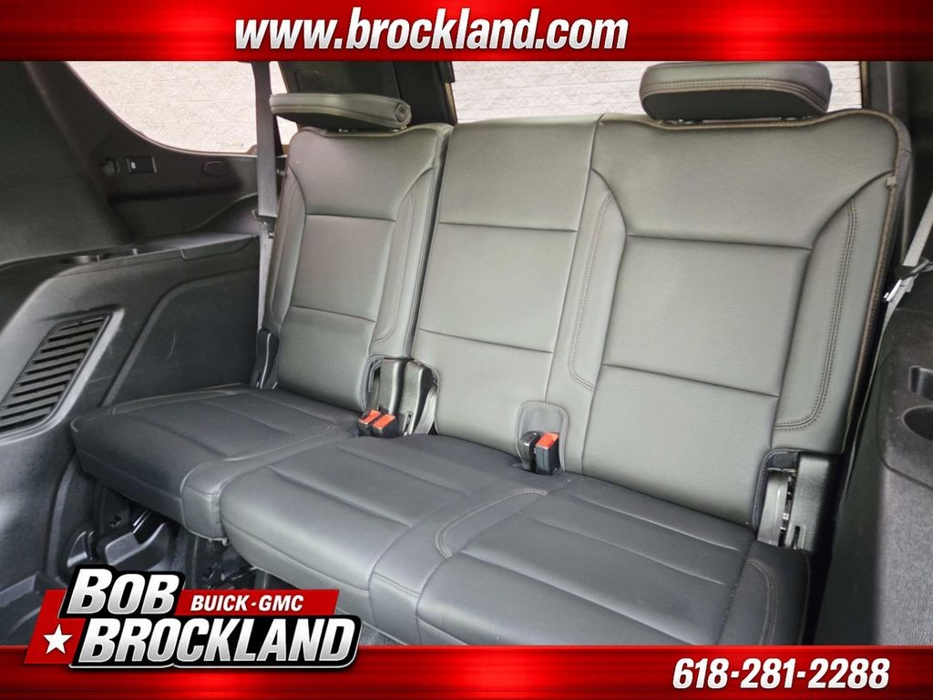 Chevrolet Tahoe Vehicle Full-screen Gallery Image 14