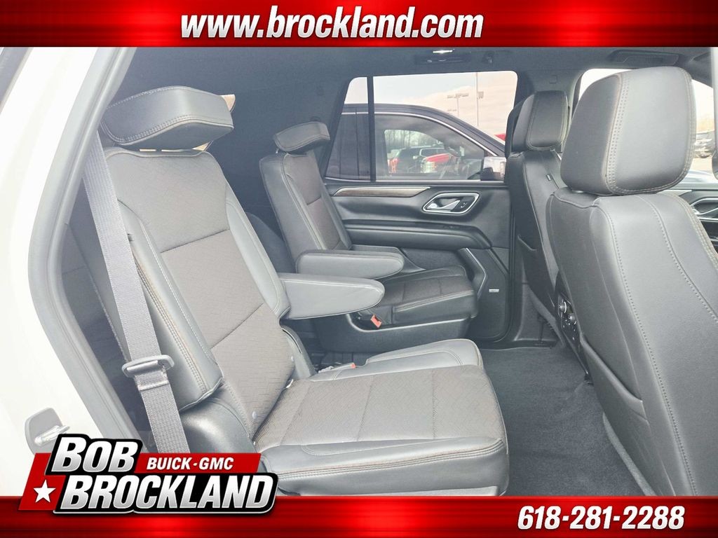 Chevrolet Tahoe Vehicle Full-screen Gallery Image 17