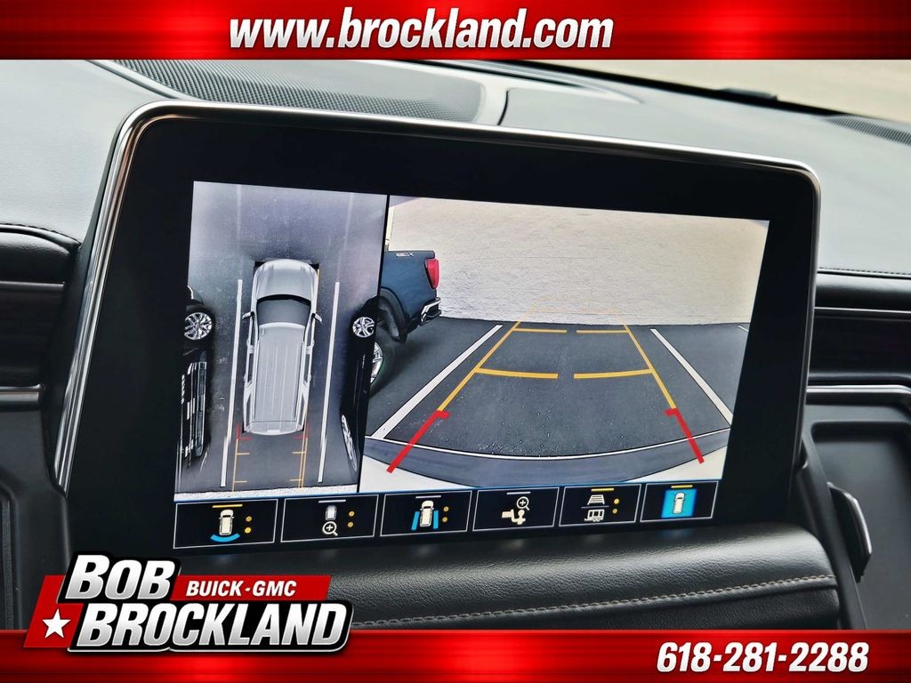 Chevrolet Tahoe Vehicle Full-screen Gallery Image 31