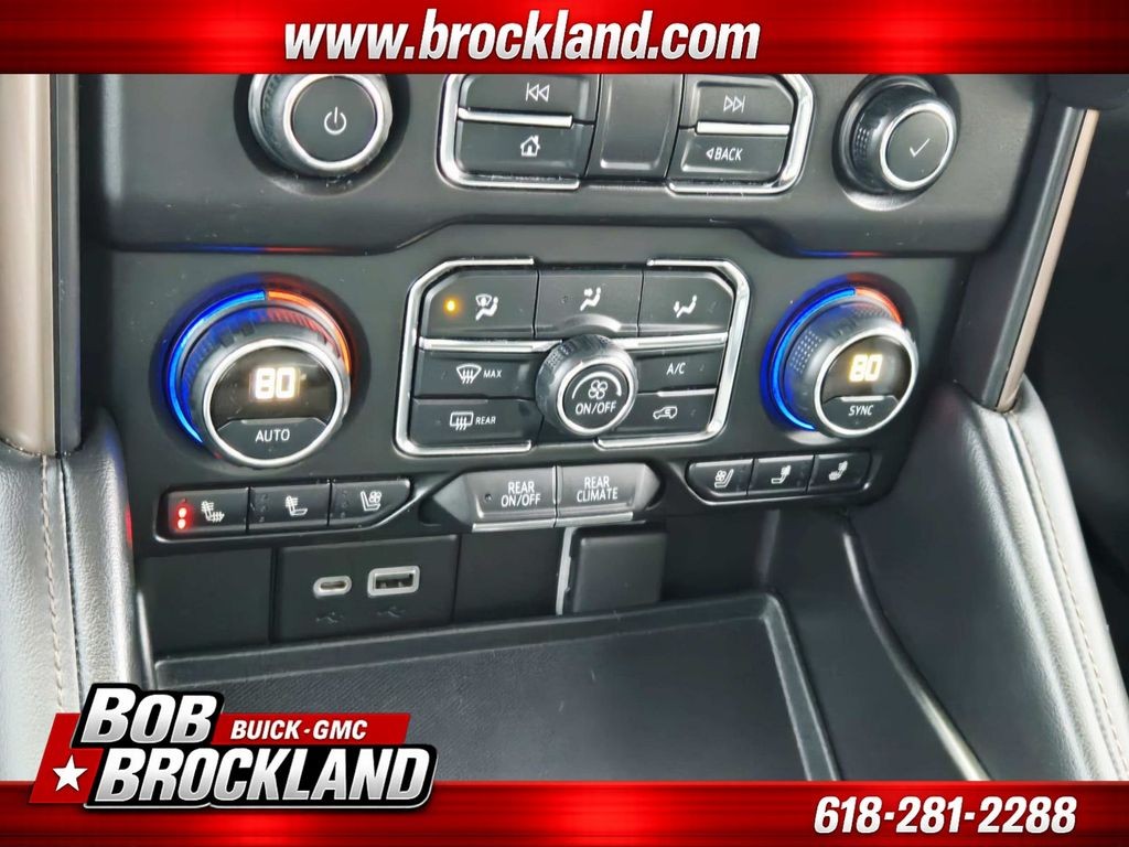 Chevrolet Tahoe Vehicle Full-screen Gallery Image 32