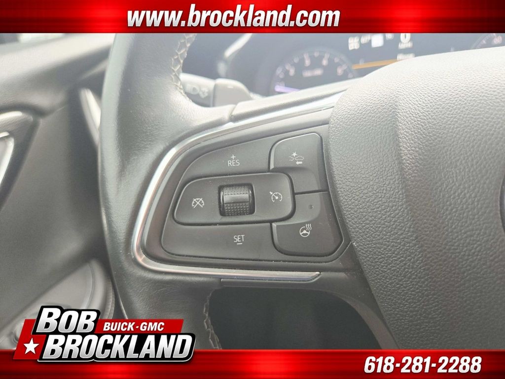 Buick Envision Vehicle Full-screen Gallery Image 13