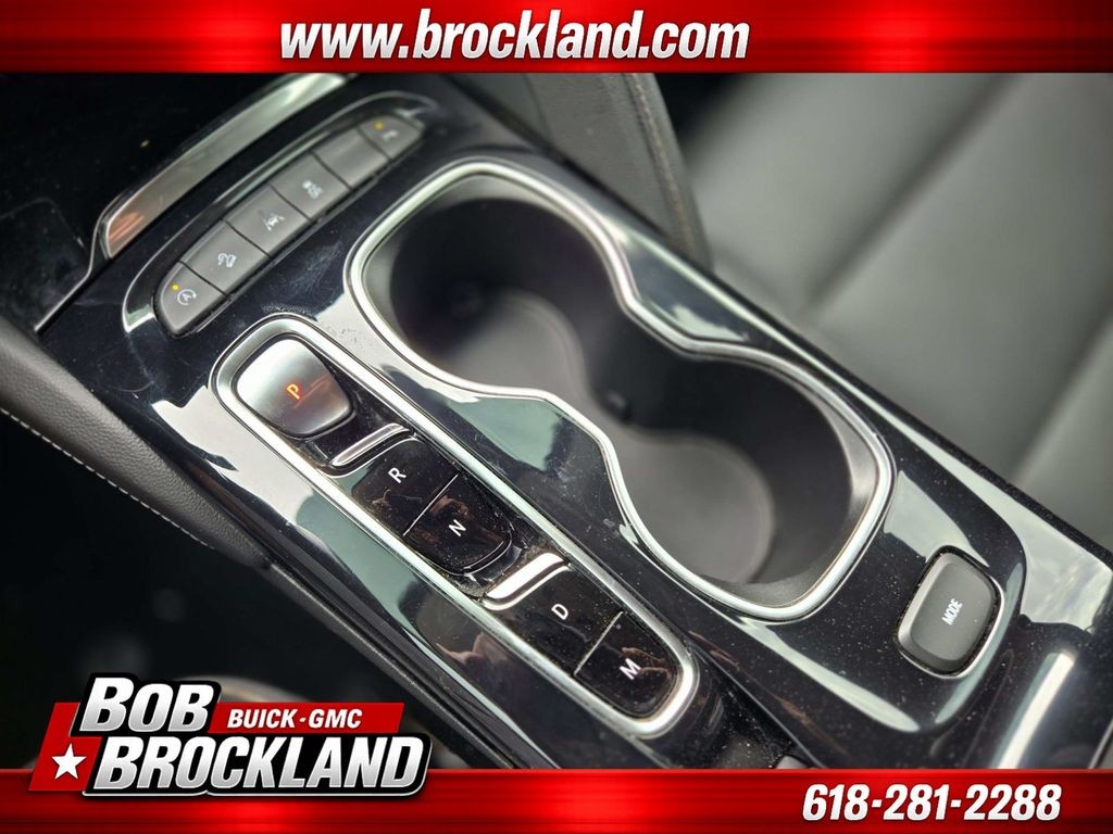 Buick Envision Vehicle Full-screen Gallery Image 30