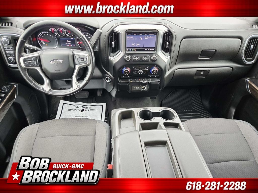Chevrolet Silverado 1500 Vehicle Full-screen Gallery Image 09