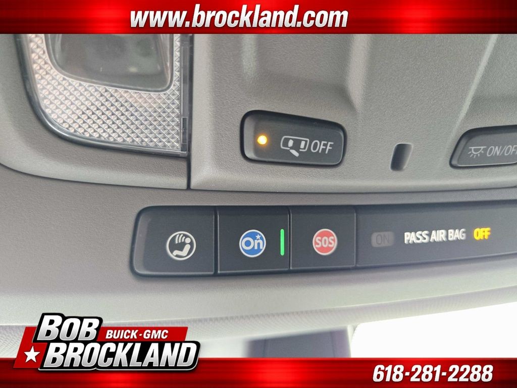Chevrolet Silverado 1500 Vehicle Full-screen Gallery Image 34
