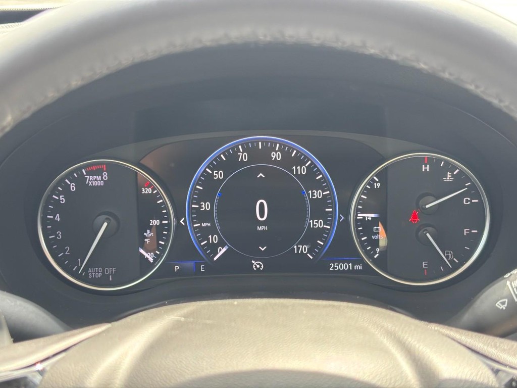 Buick Enclave Vehicle Full-screen Gallery Image 21