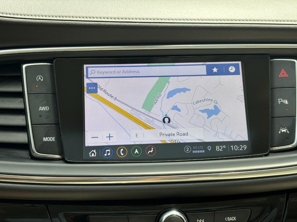 Buick Enclave Vehicle Full-screen Gallery Image 23