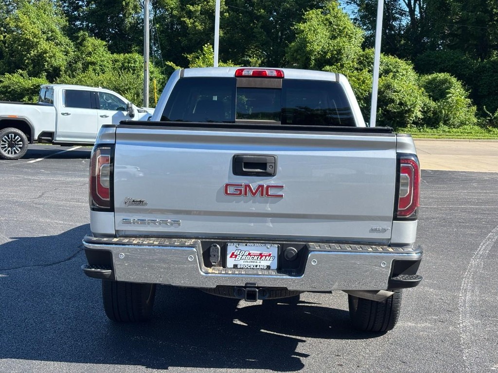 GMC Sierra 1500 Vehicle Full-screen Gallery Image 04