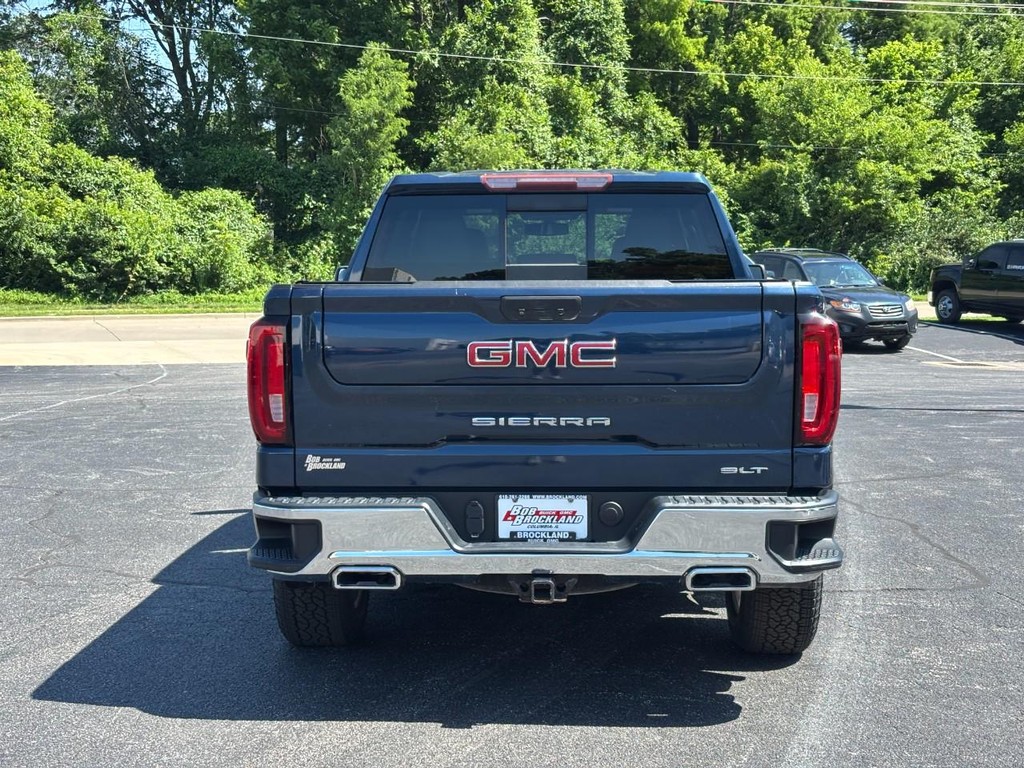 GMC Sierra 1500 Vehicle Full-screen Gallery Image 04