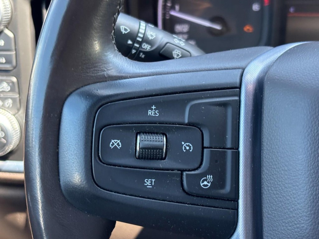 GMC Sierra 1500 Vehicle Full-screen Gallery Image 17