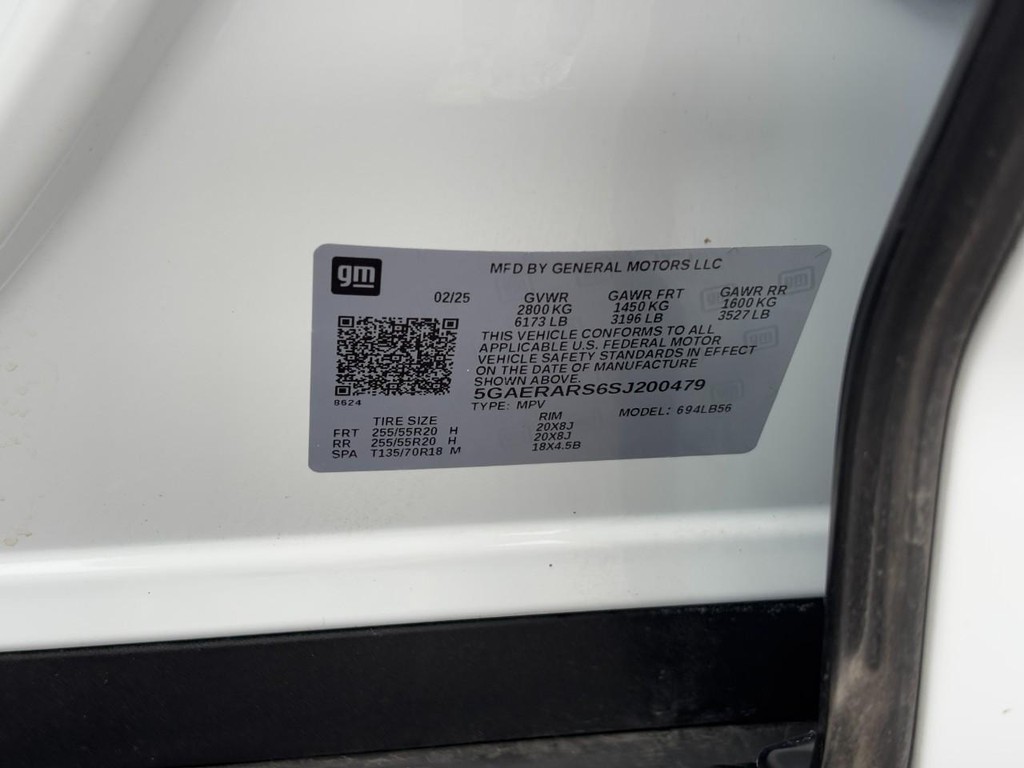 Buick Enclave Vehicle Full-screen Gallery Image 25