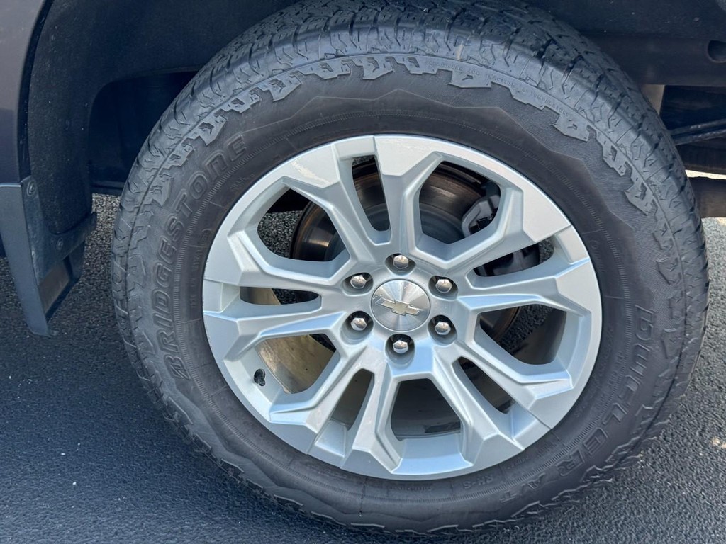 Chevrolet Silverado 1500 Vehicle Full-screen Gallery Image 07
