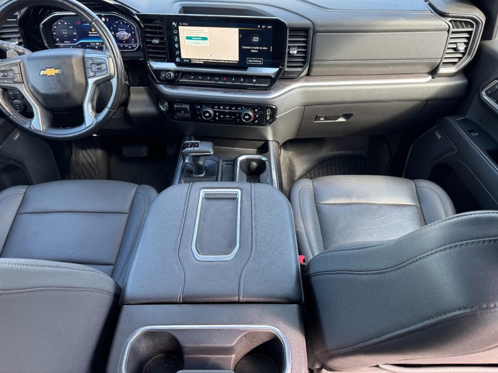Chevrolet Silverado 1500 Vehicle Full-screen Gallery Image 11