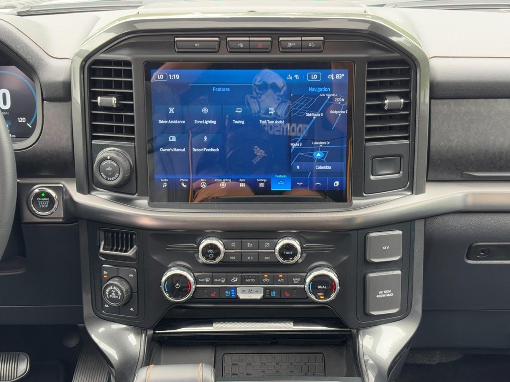Ford F-150 Vehicle Full-screen Gallery Image 13