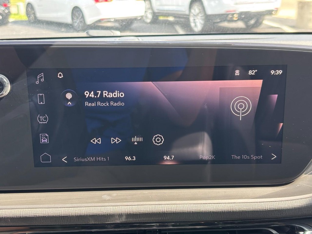 Buick Envista Vehicle Full-screen Gallery Image 20