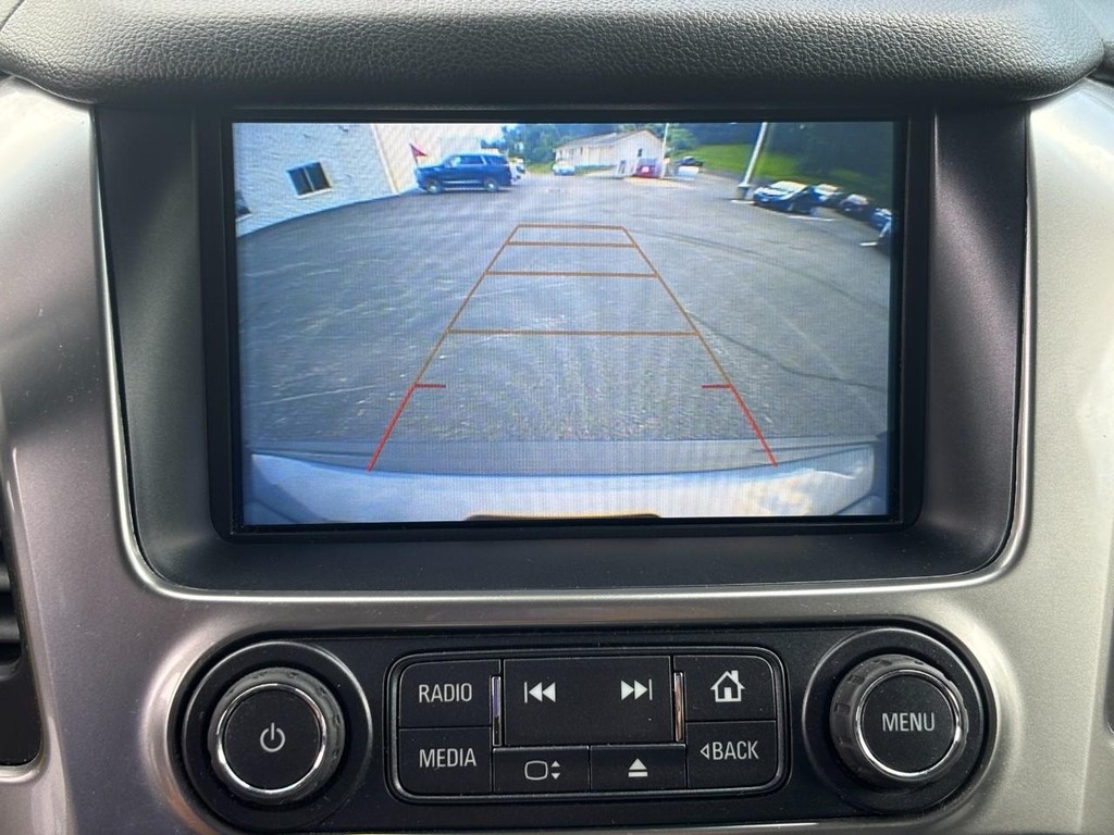 Chevrolet Tahoe Vehicle Full-screen Gallery Image 23