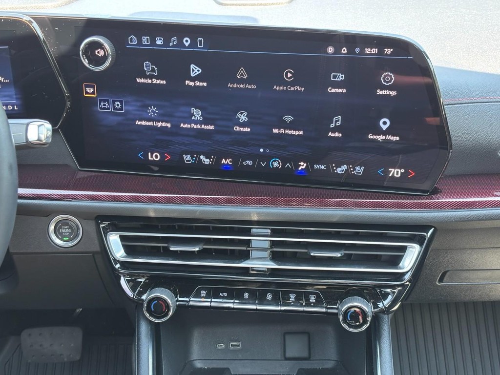 Chevrolet Traverse Vehicle Full-screen Gallery Image 14