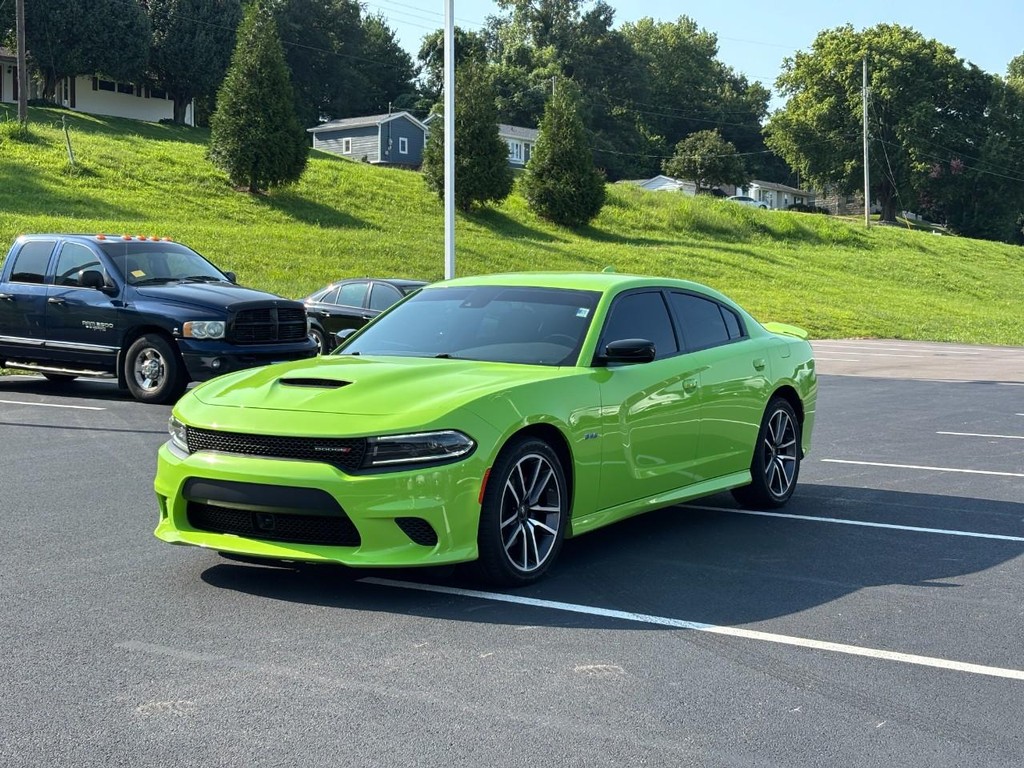 Dodge Charger Vehicle Full-screen Gallery Image 07