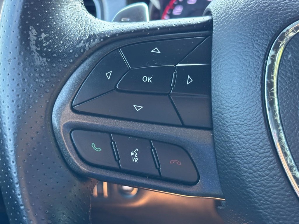 Dodge Charger Vehicle Full-screen Gallery Image 17