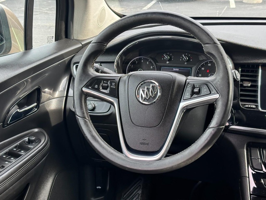 Buick Encore Vehicle Full-screen Gallery Image 12
