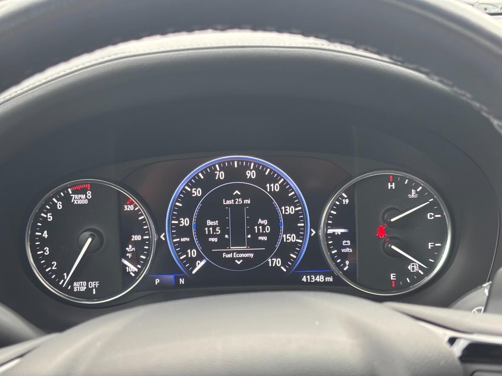 Buick Enclave Vehicle Full-screen Gallery Image 21
