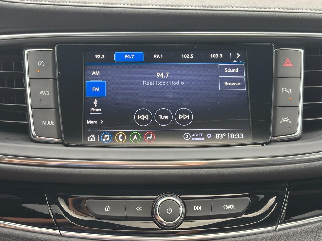 Buick Enclave Vehicle Full-screen Gallery Image 22