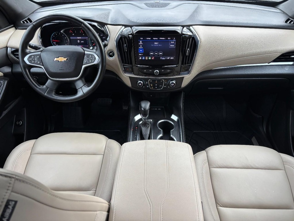 Chevrolet Traverse Vehicle Full-screen Gallery Image 12