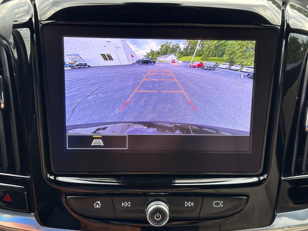 Chevrolet Traverse Vehicle Full-screen Gallery Image 22