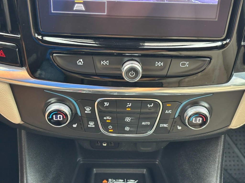 Chevrolet Traverse Vehicle Full-screen Gallery Image 23