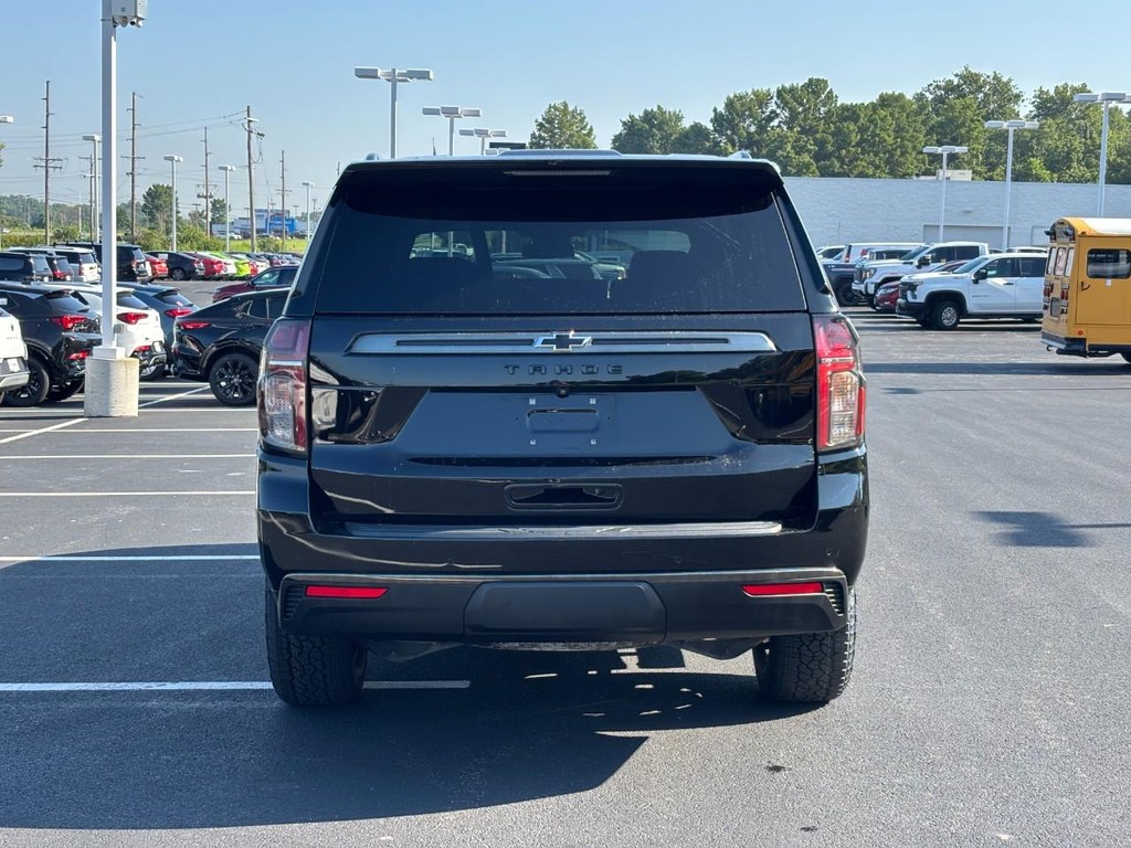 Chevrolet Tahoe Vehicle Full-screen Gallery Image 04