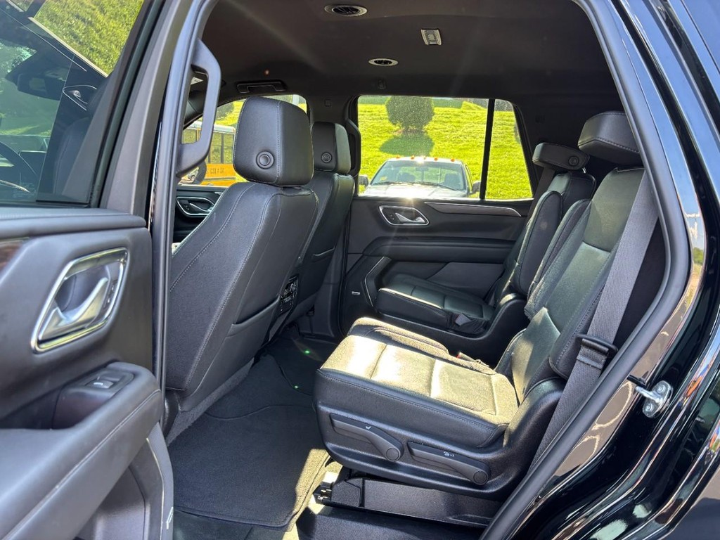 Chevrolet Tahoe Vehicle Full-screen Gallery Image 11