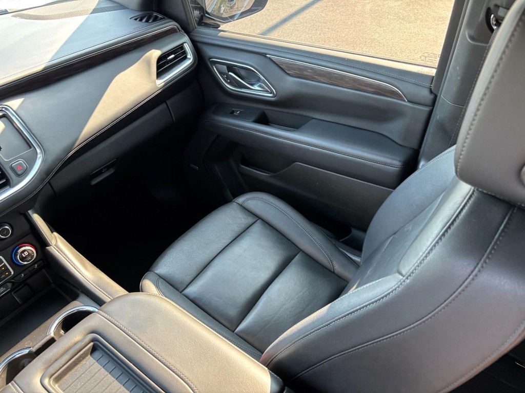 Chevrolet Tahoe Vehicle Full-screen Gallery Image 15