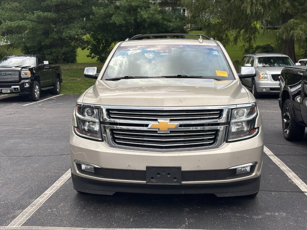 Chevrolet Tahoe Vehicle Full-screen Gallery Image 02