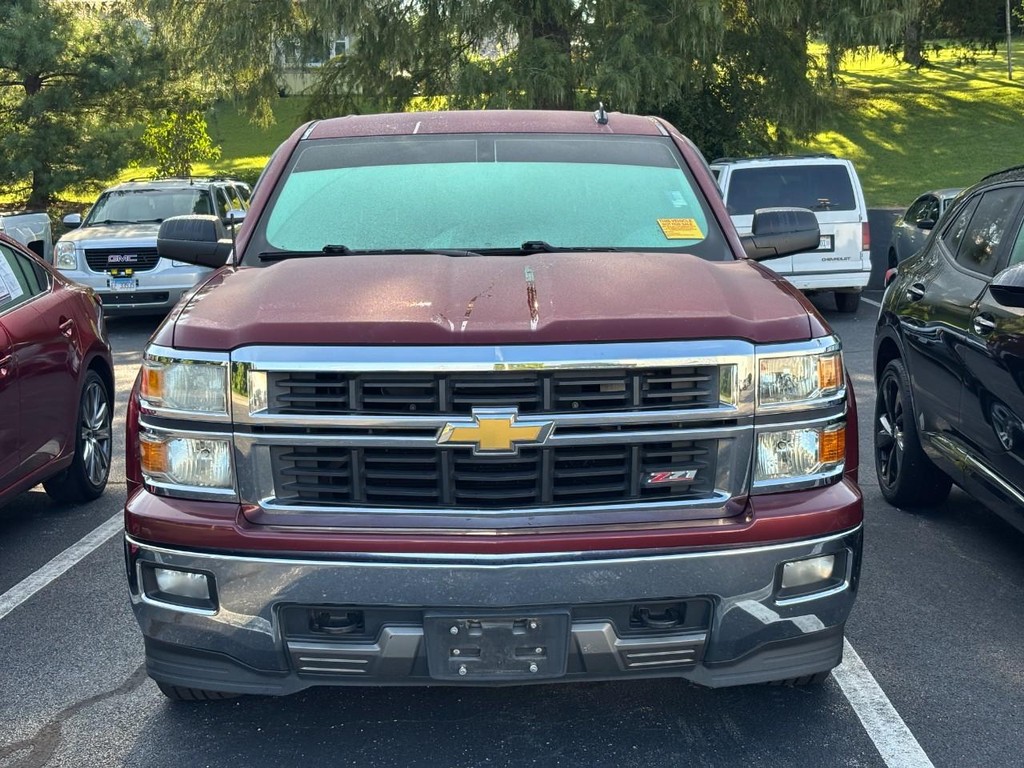 Chevrolet Silverado 1500 Vehicle Full-screen Gallery Image 02