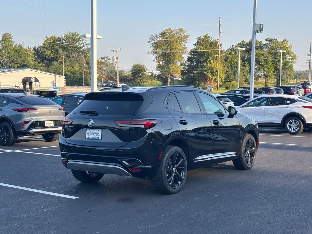 Buick Envision Vehicle Full-screen Gallery Image 03