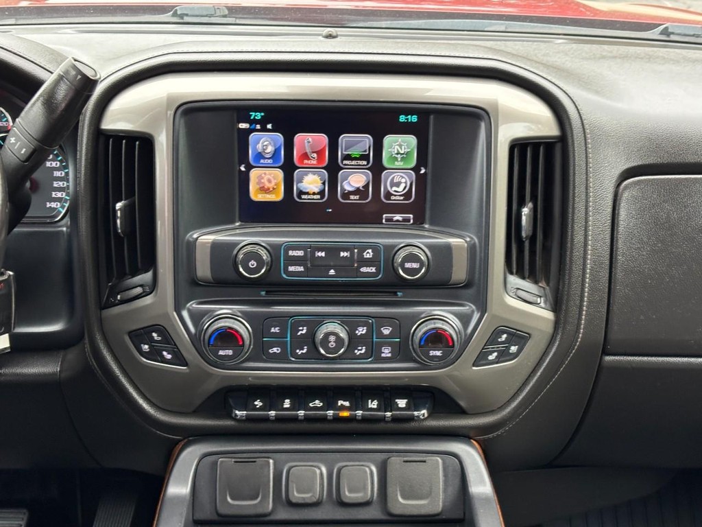Chevrolet Silverado 2500HD Vehicle Full-screen Gallery Image 13