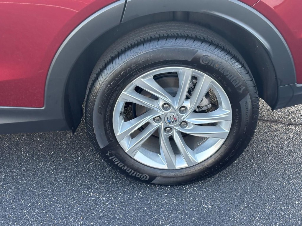 Buick Envista Vehicle Full-screen Gallery Image 09