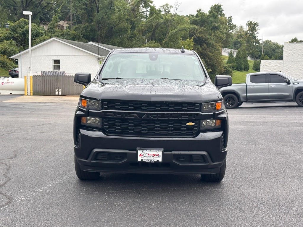 Chevrolet Silverado 1500 LTD Vehicle Full-screen Gallery Image 08