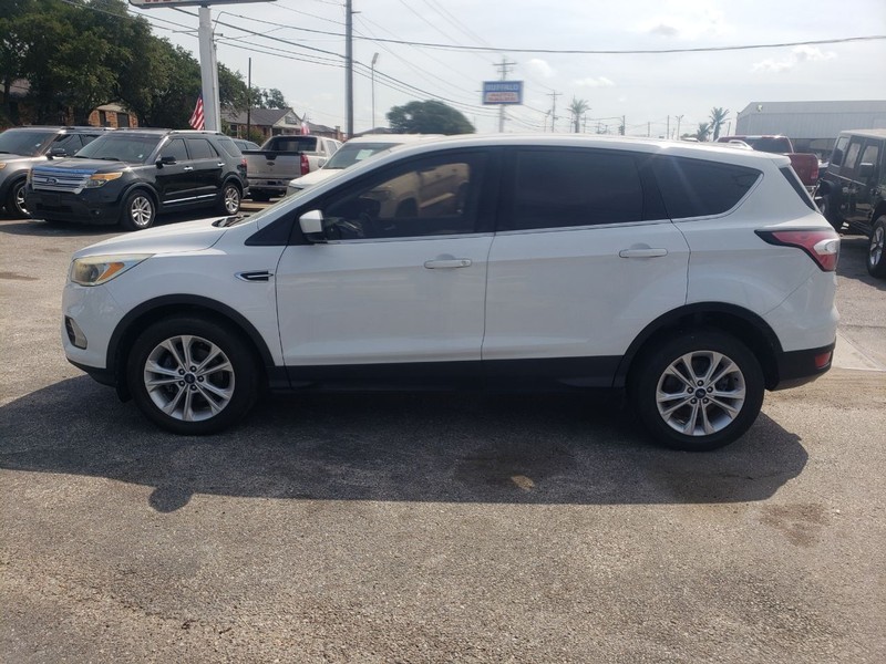 Ford Escape Vehicle Image 04