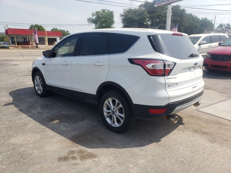 Ford Escape Vehicle Image 05