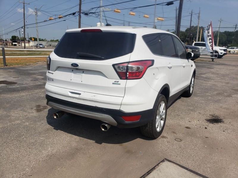 Ford Escape Vehicle Image 07