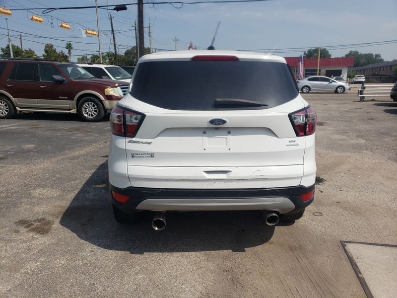 Ford Escape Vehicle Image 08