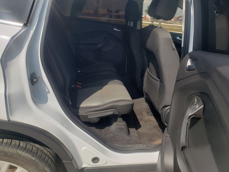 Ford Escape Vehicle Image 12