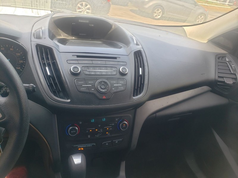 Ford Escape Vehicle Image 16