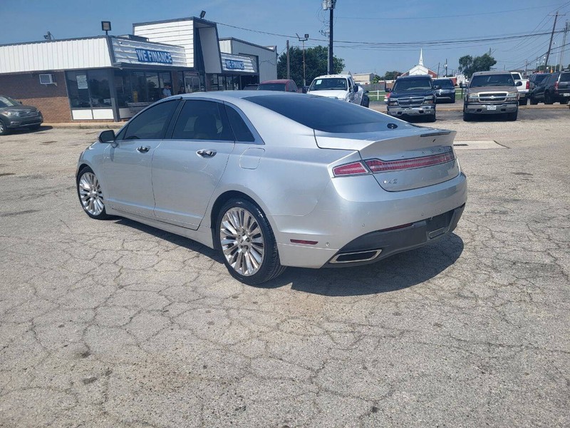 Lincoln MKZ Vehicle Image 06
