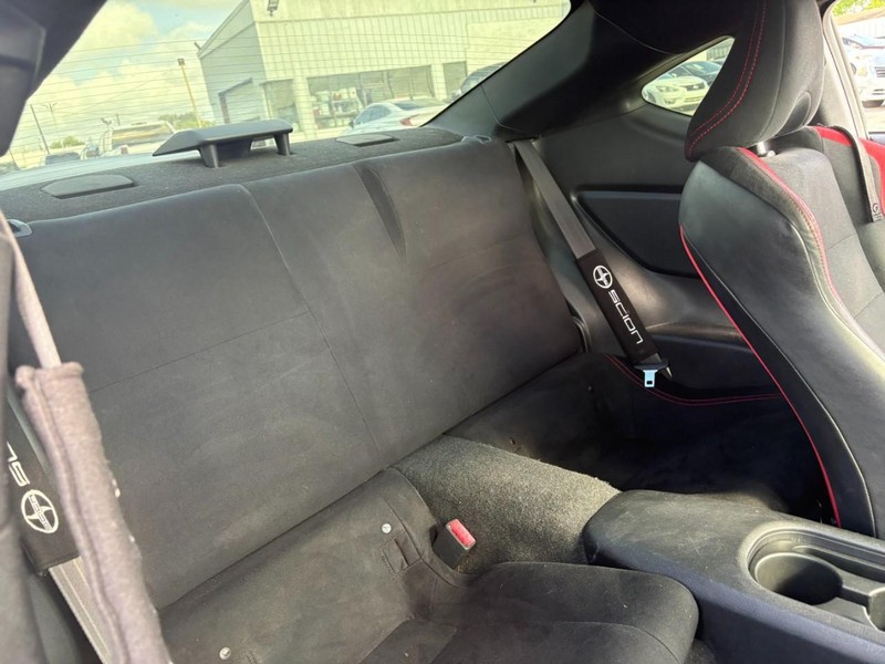 Scion FR-S Vehicle Image 05